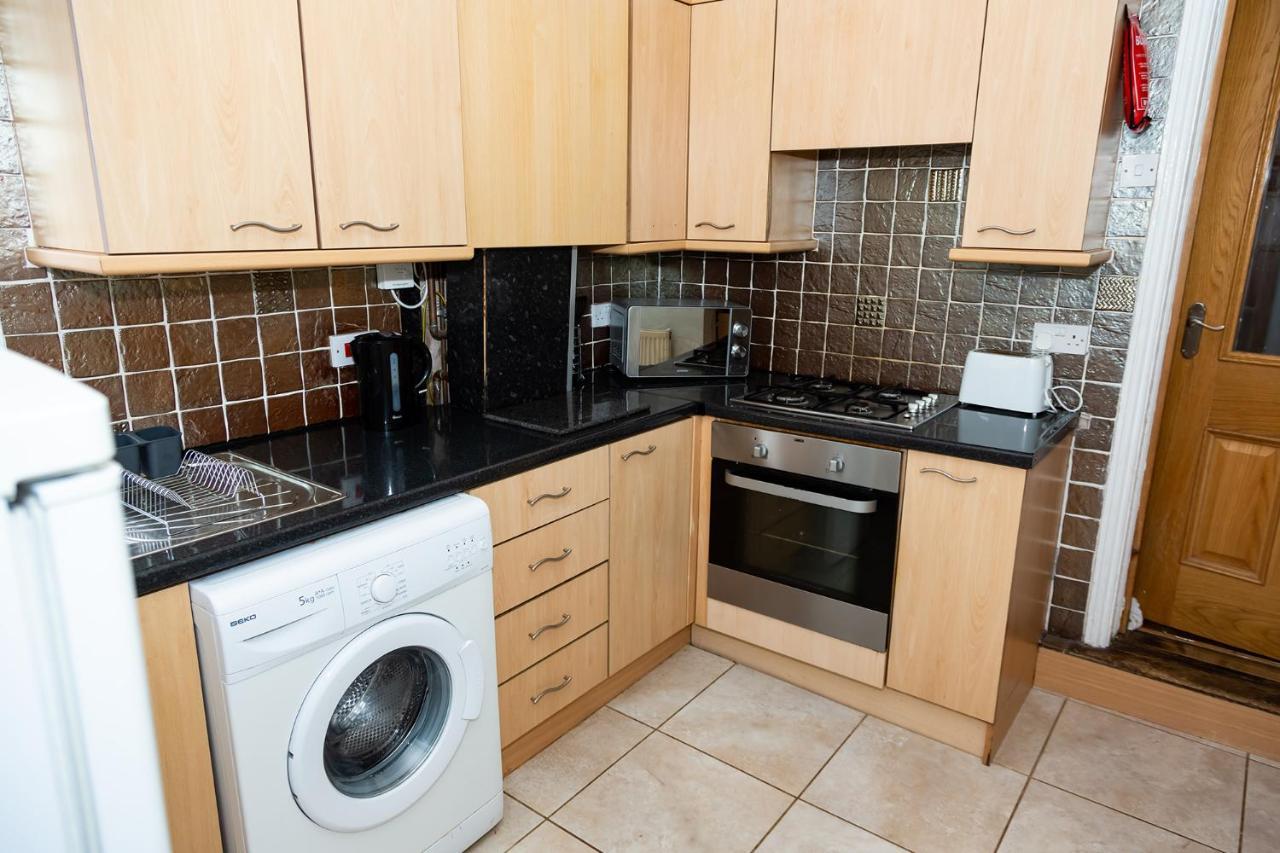 Alexander Apartments South Shields Jarrow Bagian luar foto