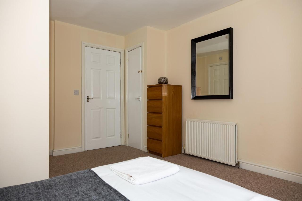 Alexander Apartments South Shields Jarrow Bagian luar foto