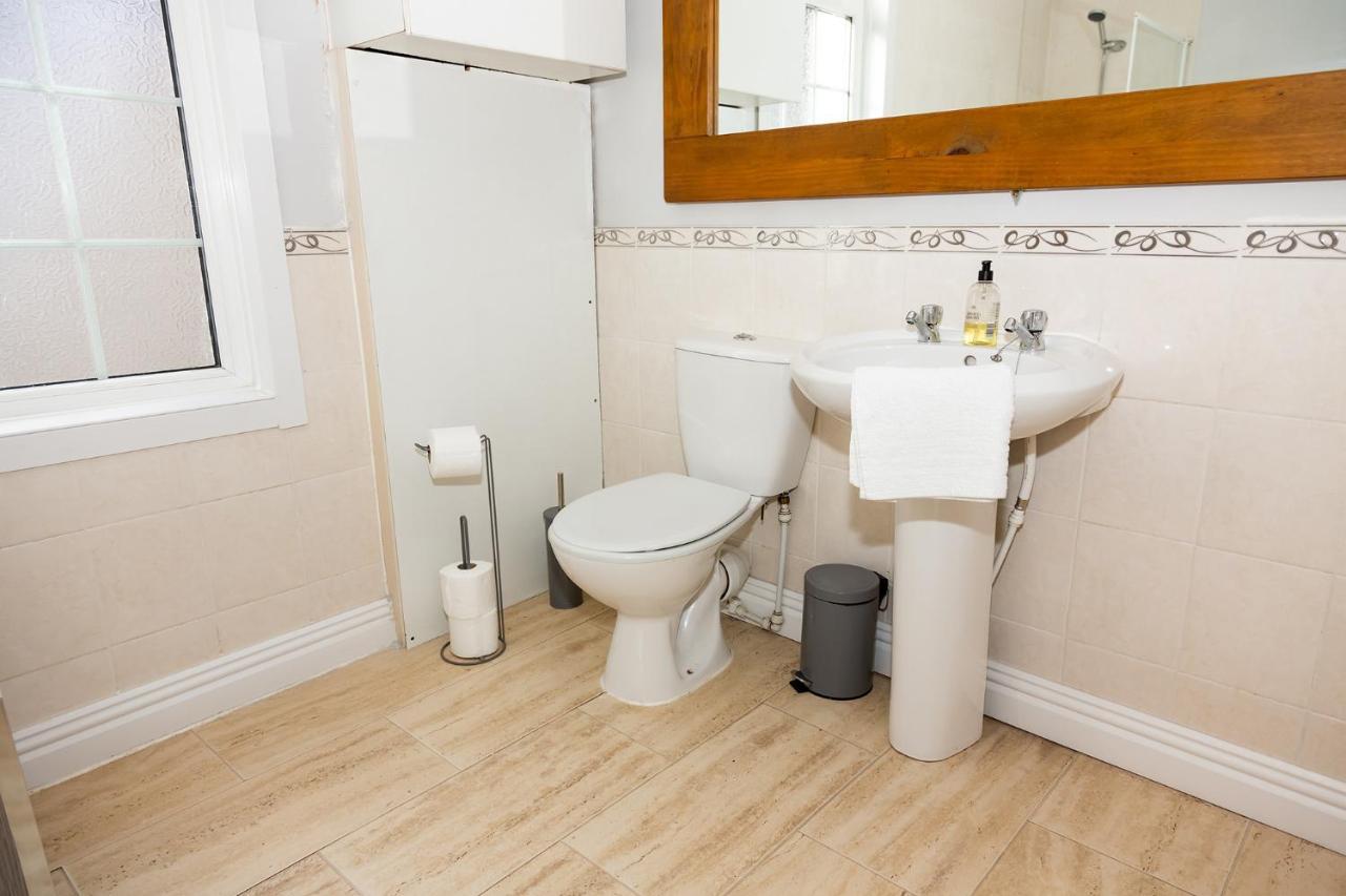 Alexander Apartments South Shields Jarrow Bagian luar foto